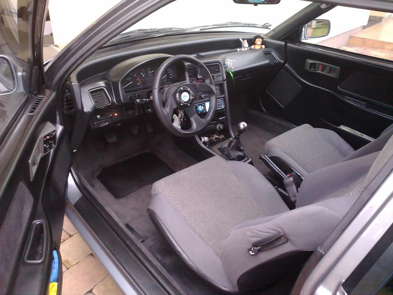 ...a je tam, koonecneee. Hned to vypada dospeleji:)