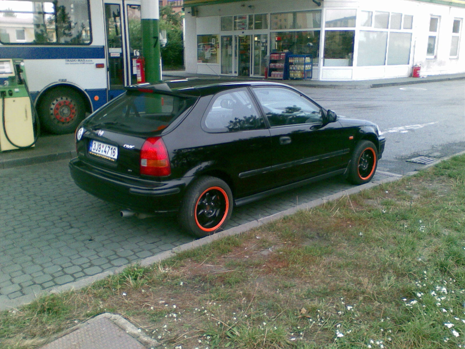 chce to ještě podvozek,trošku doladit,komax na kola a cajk..:)