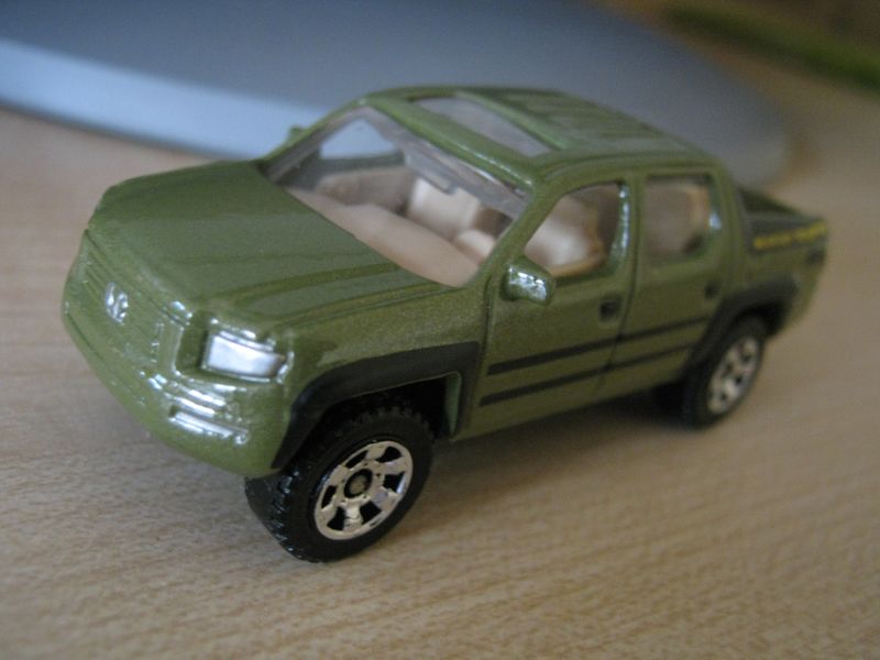 tak mam poradnou fullsize hondu :)