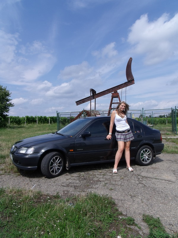 Tak jsem se dneska rozhodl nafotit auto s koly