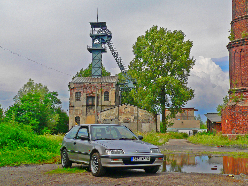 jeste jedna ze vcerejsi nudy