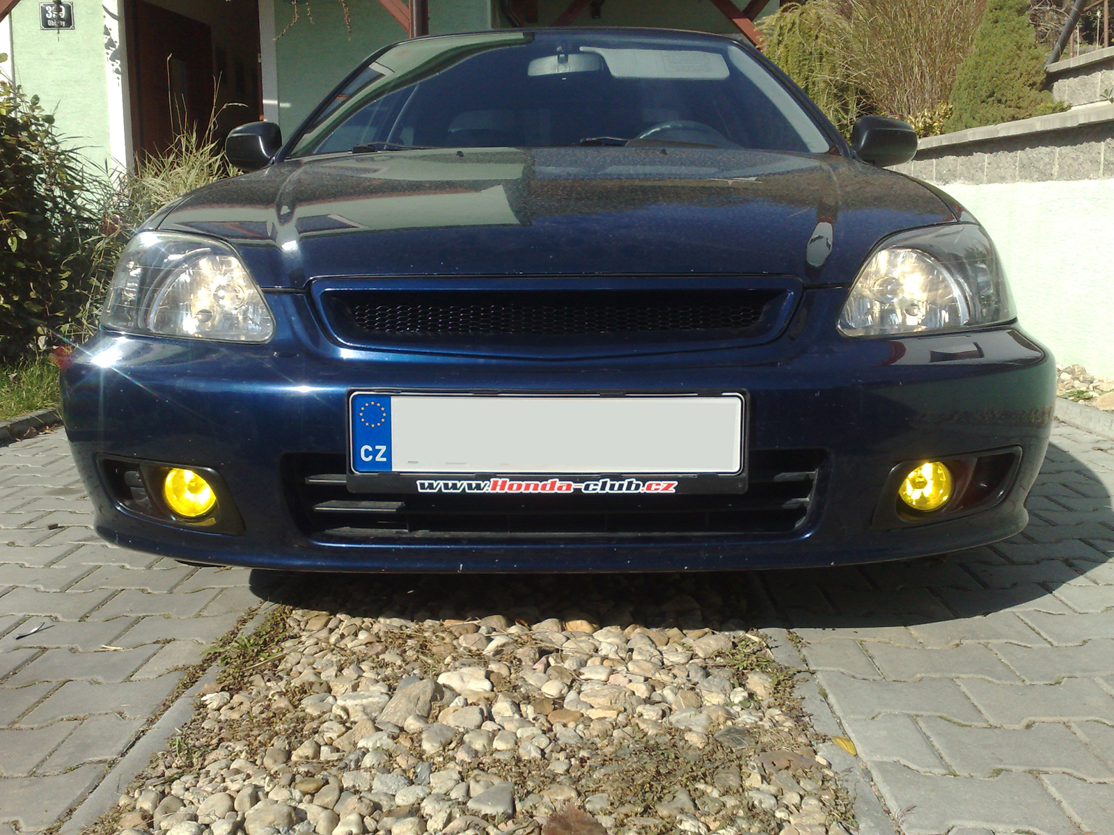 Aspoň trochu žluté