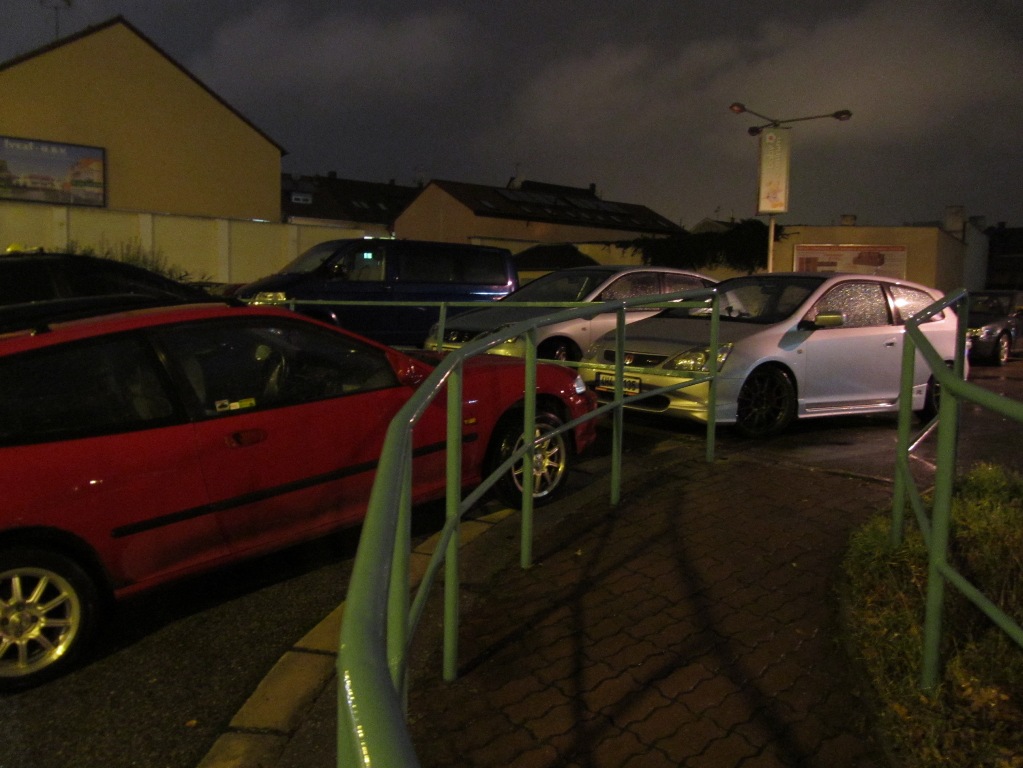 Hondy spinkaj pospolu :)