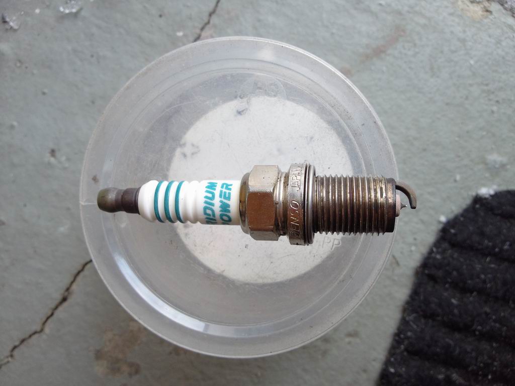 Dneska jsem kontroloval svíčky...