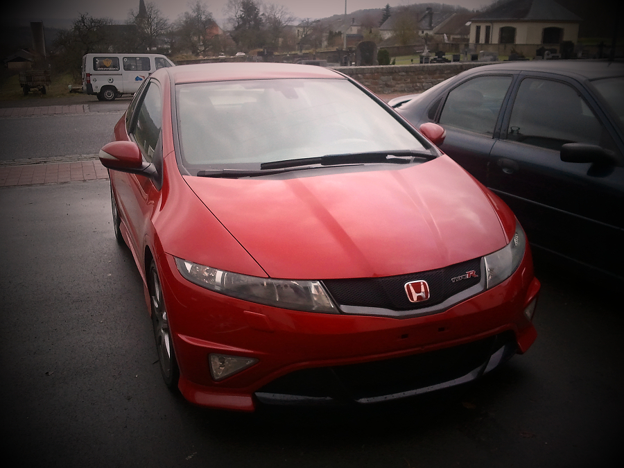 Tak uz jsme podepsali smlouvu :o)