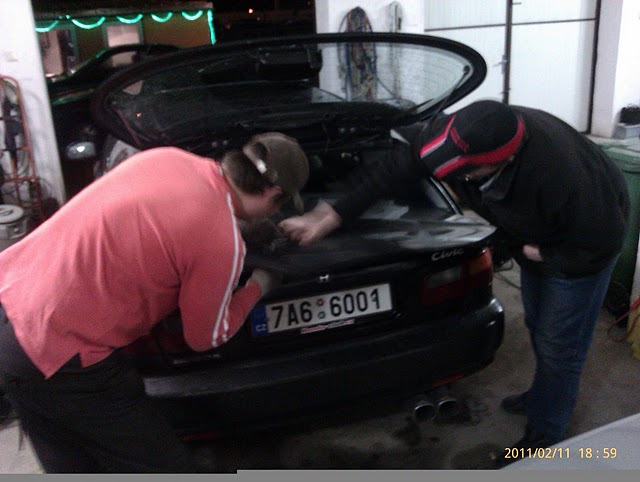 "špeditér" při nakládce :D