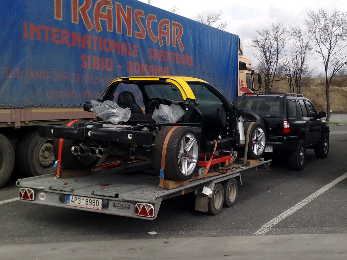 nejen Hondou živ je člověk