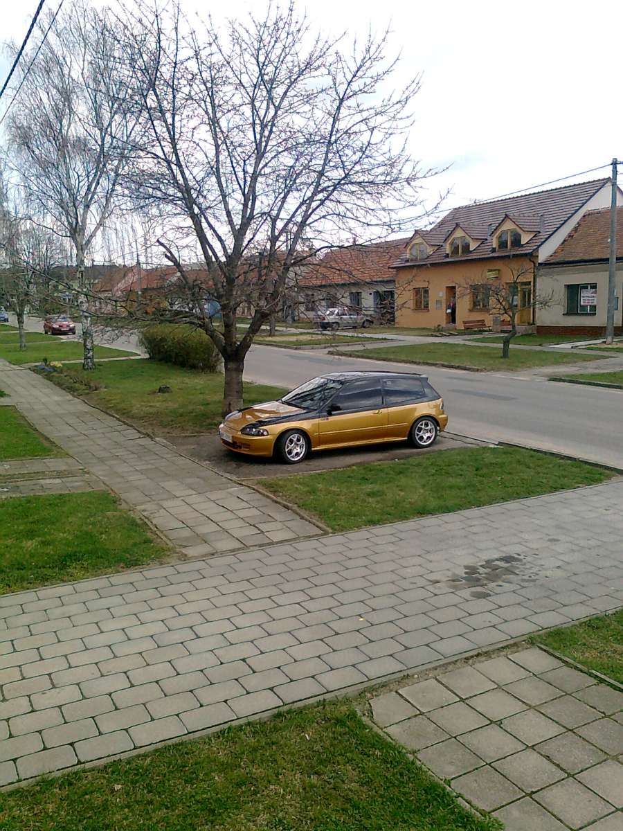 Nalešteno na zítřejší  renocar :)