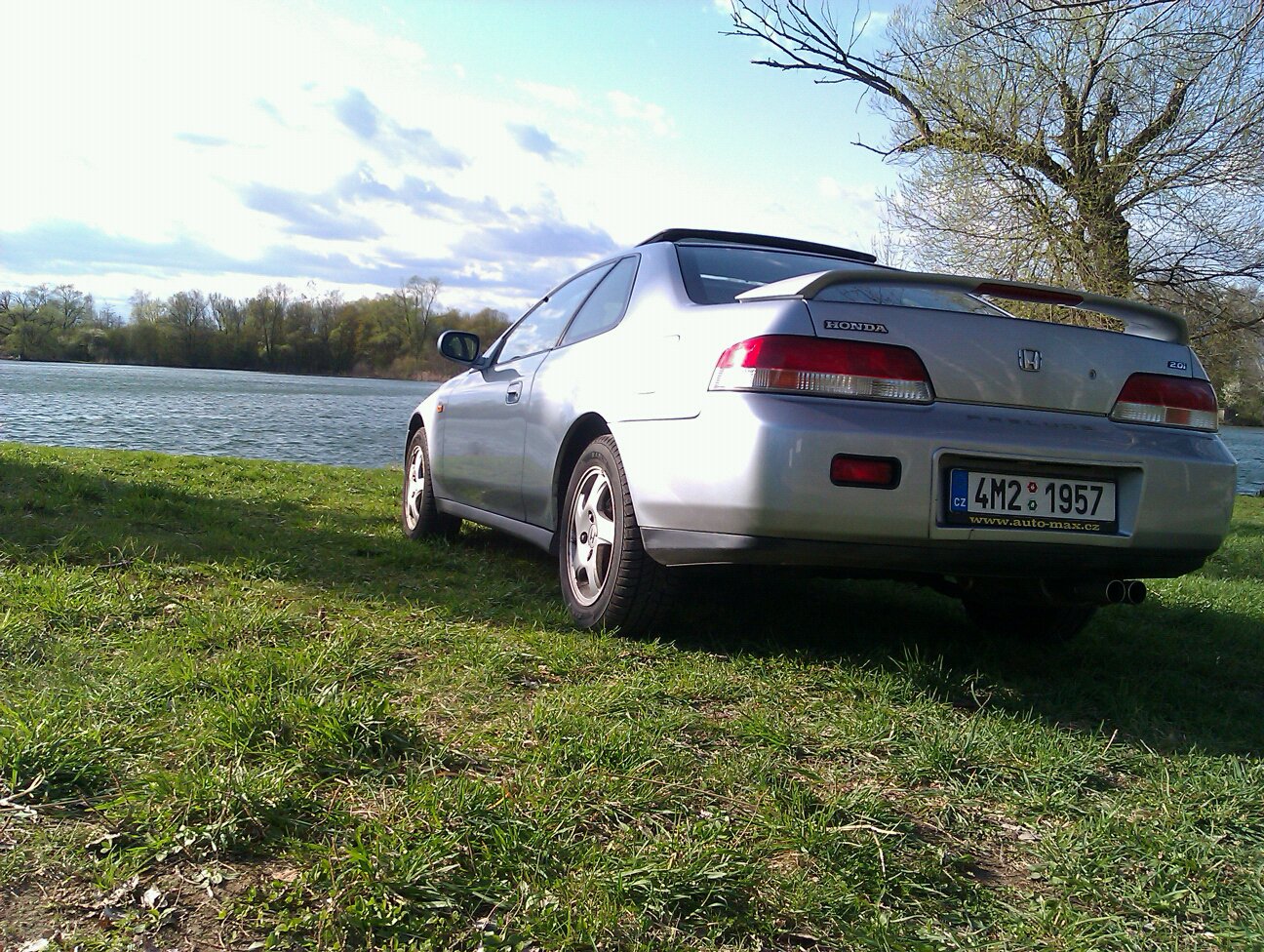 Preludka si zajela k vode :)