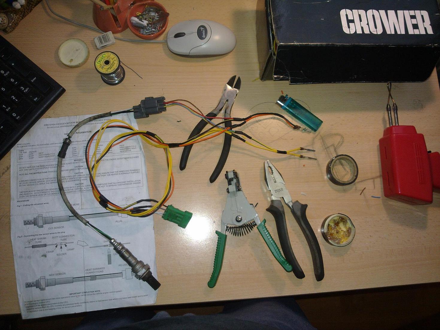 sotva sem se vratil z dovolene a uz sem musel dlubat pajkou :D