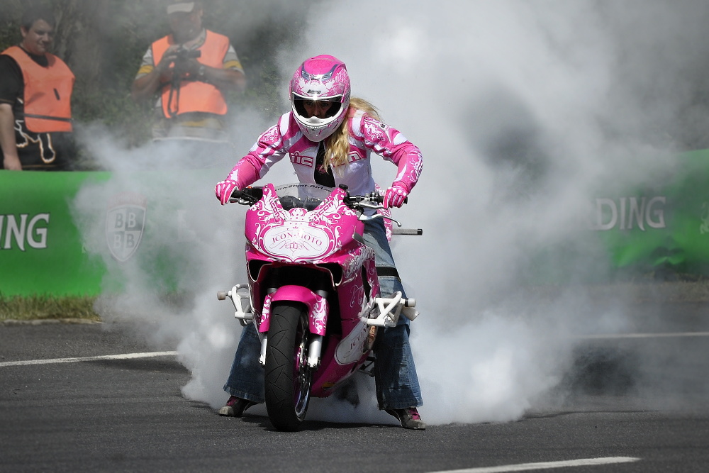 Taky jedna CBR 600F :o)