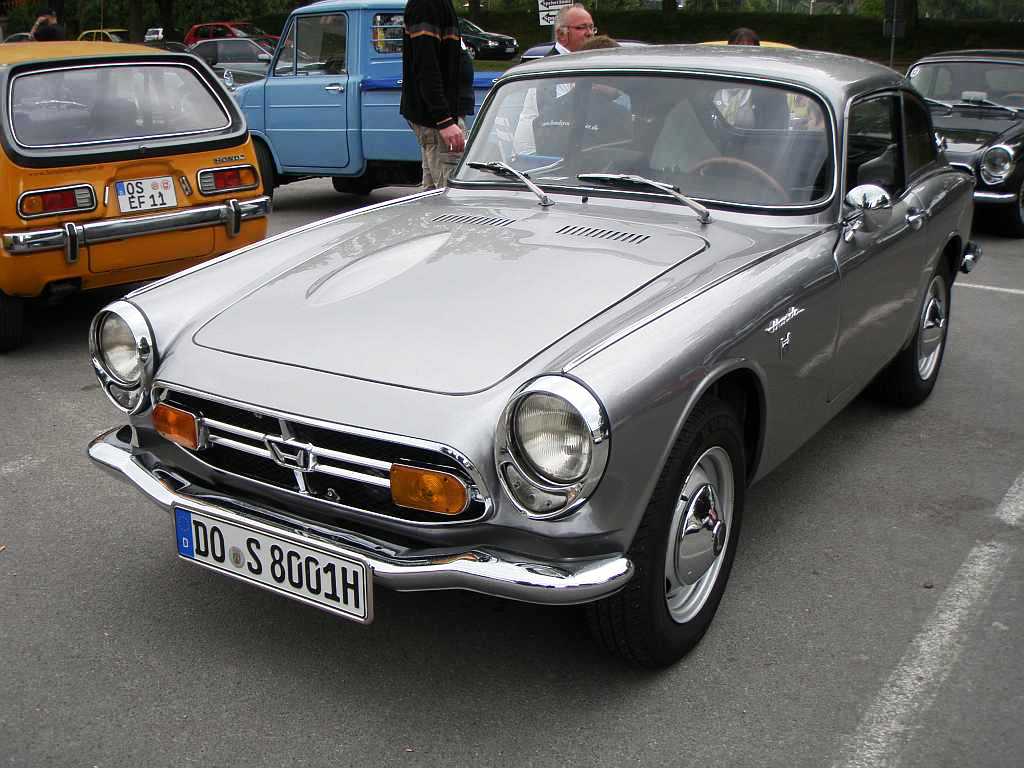 Drze sem vložím fotku Minora ze srazu HCC