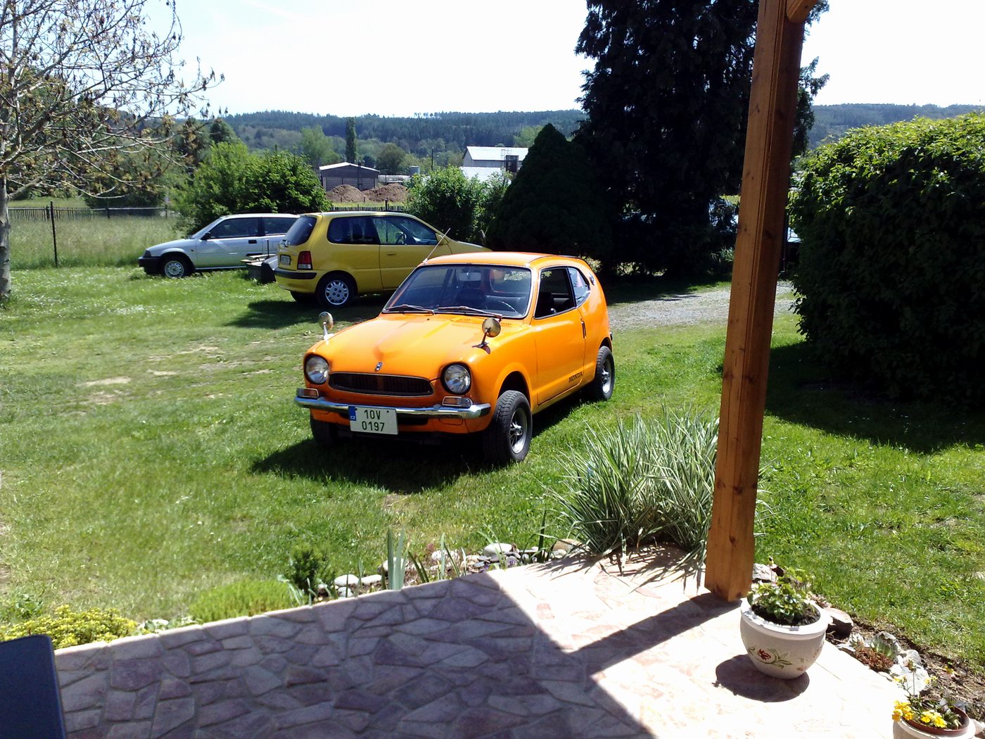 Po půl roce se podíval domů