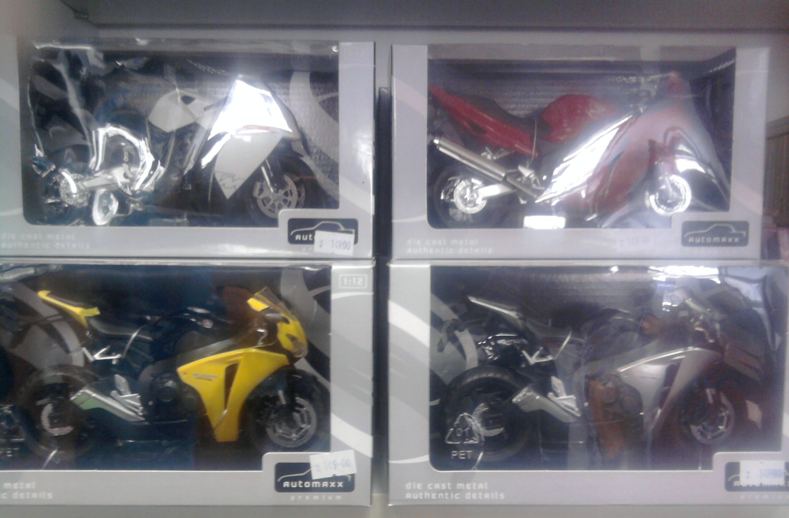 Teda nečekal jsem,že v knihkupectví mají tohle...