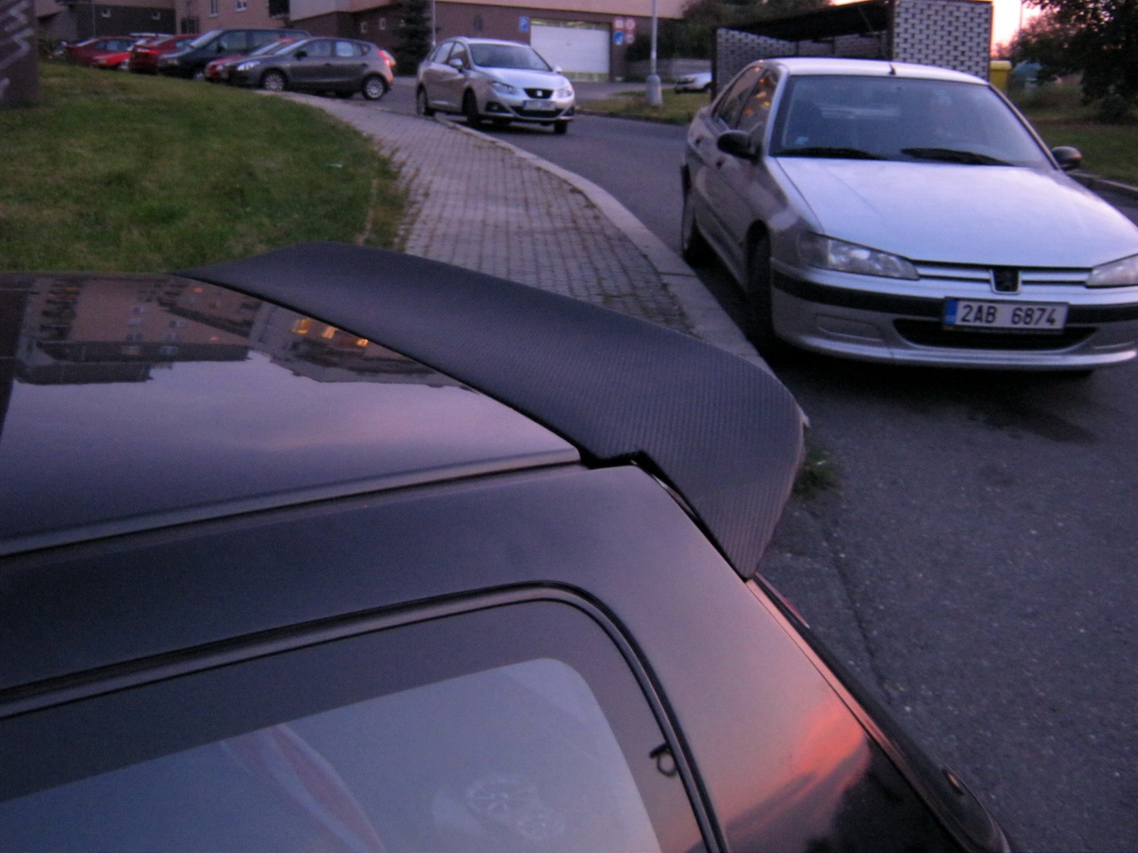 Ttak a je tam. Imitace SPOONu od Razora ...