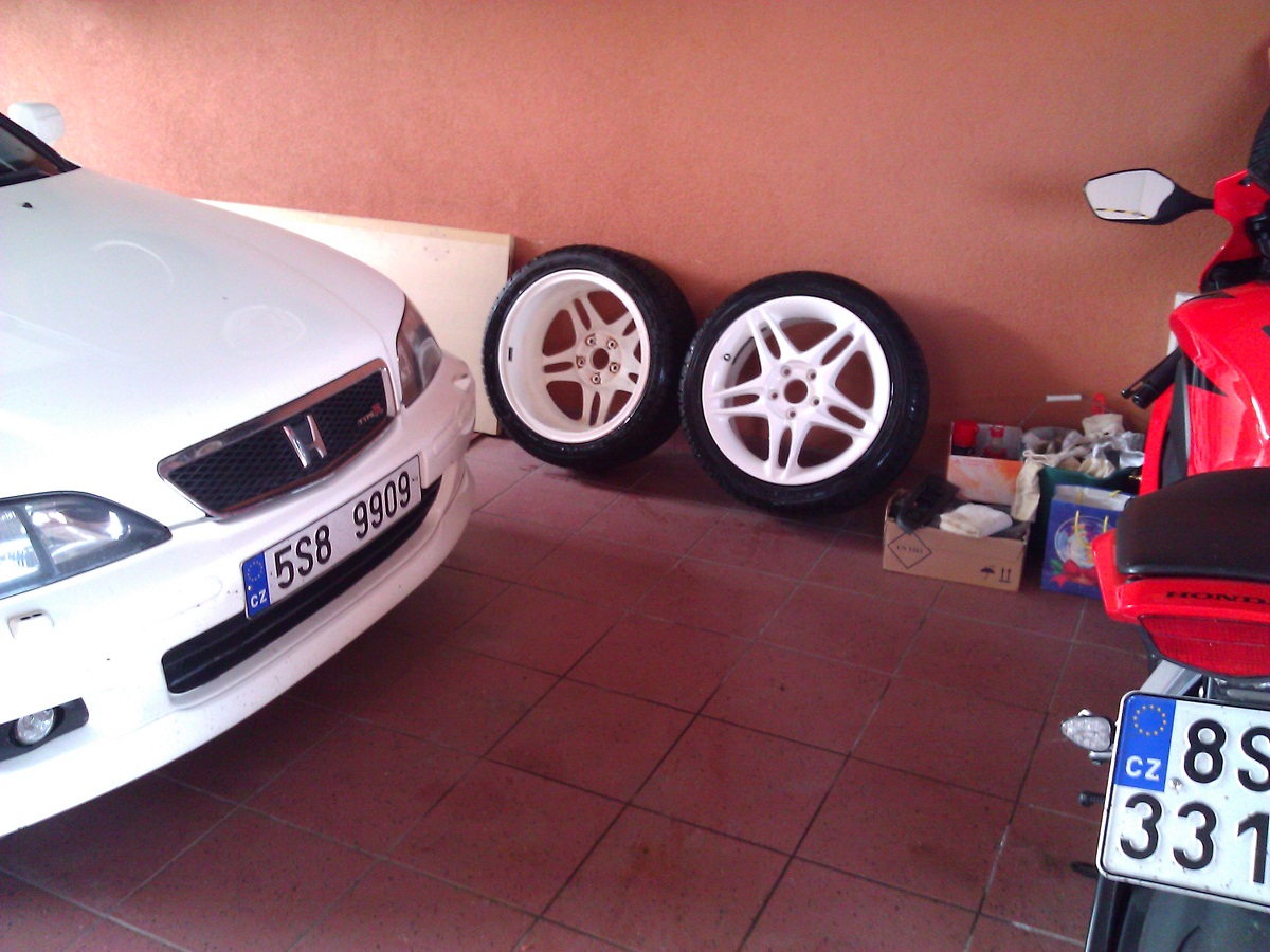 Zimní papuče ready, 1.11.2011 povinný pro všechny