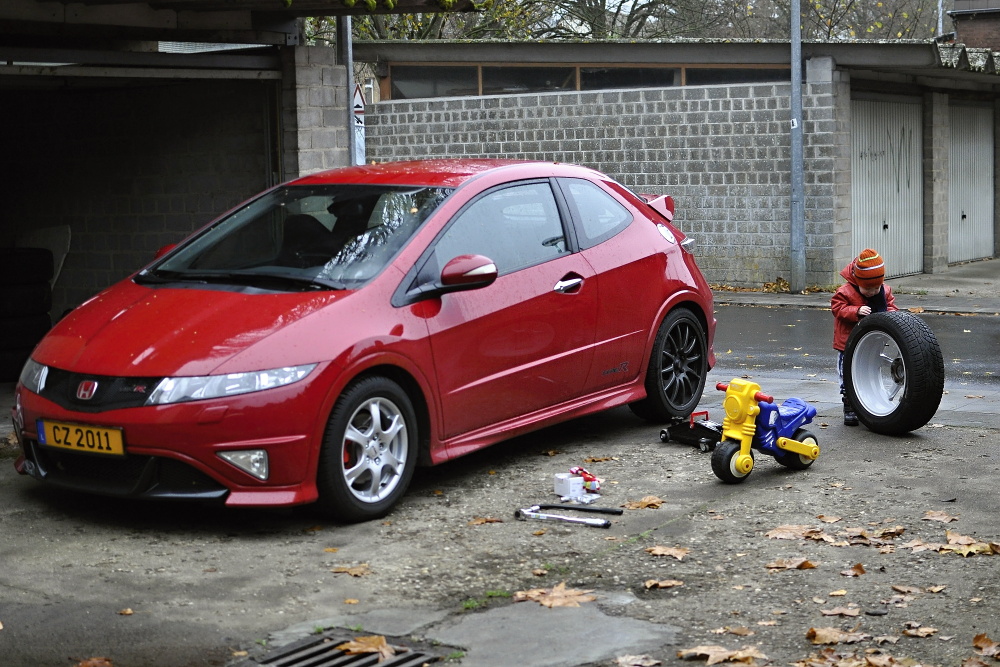 Je to jen o Hondach... a lidech kolem nich... co se tam porad motaji a kradou mi kola :)