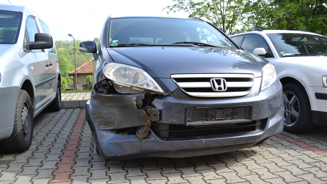 FR-V ráno z pondělí na úterý