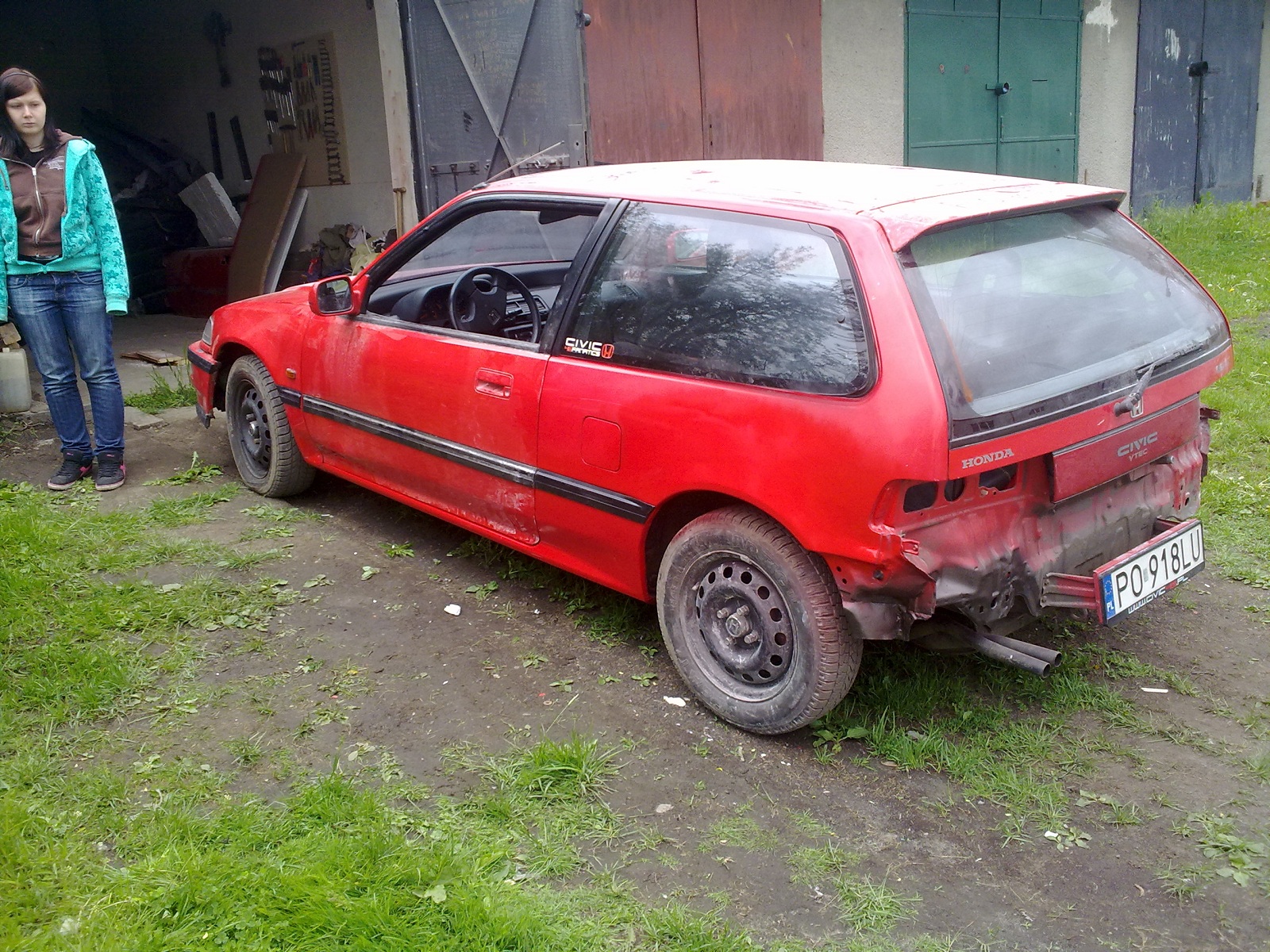 zdárně se pokračuje