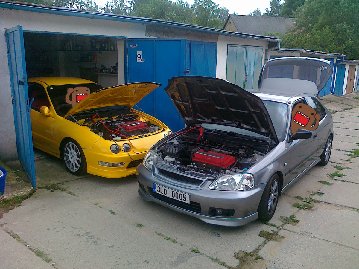 To jsou ty sváteční řidiči :)