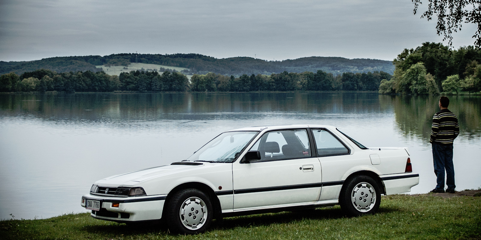 Mladý muž a bílá ... Preluda? :o)