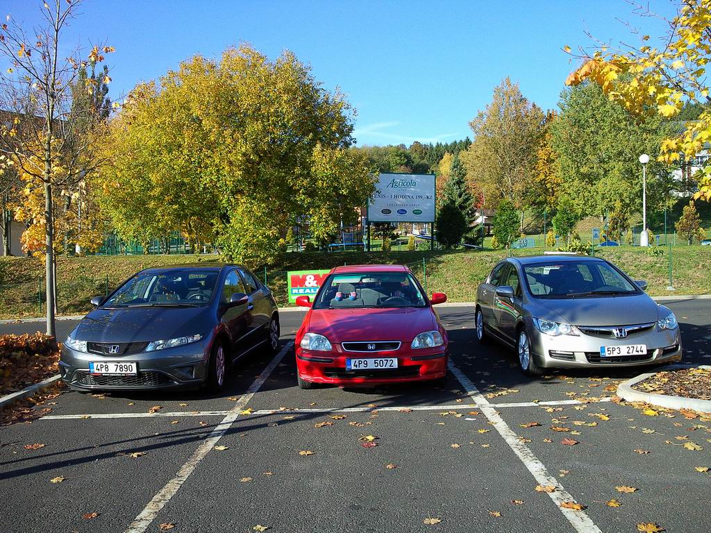 V bezpečném objetí C8G