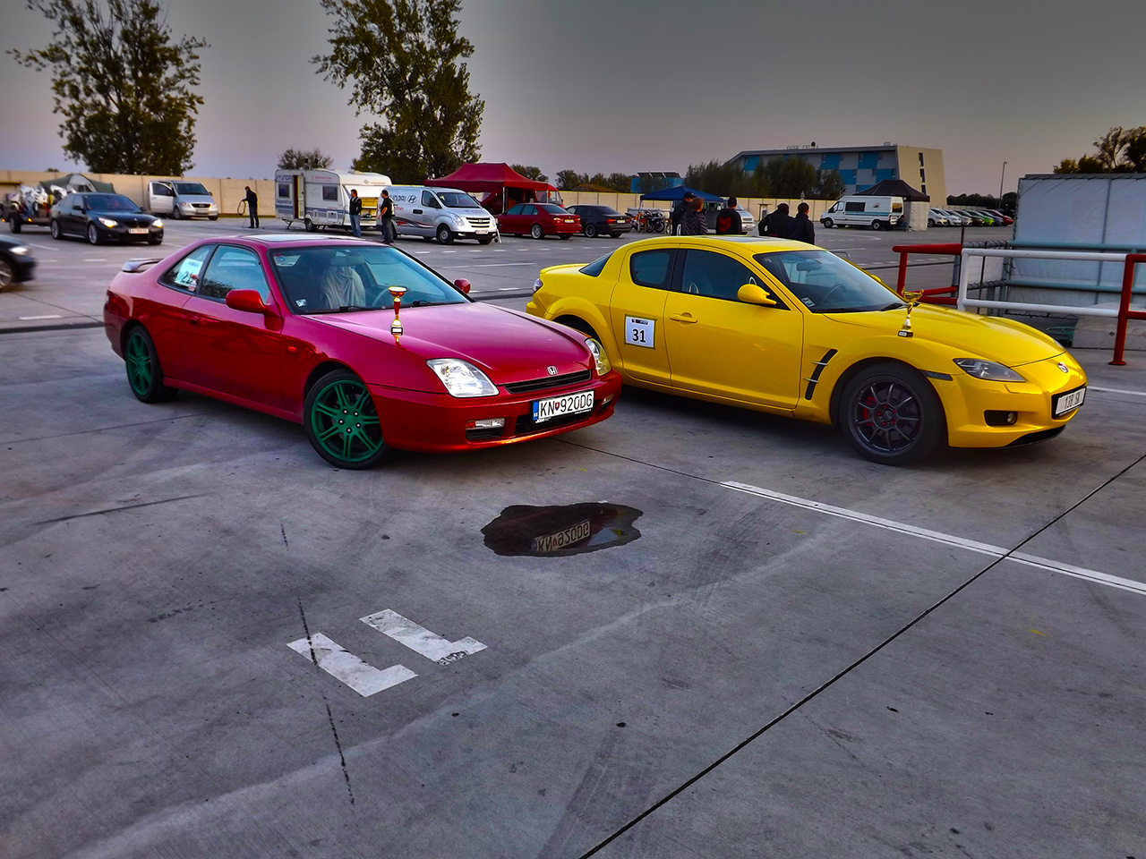 Dve krasky v sobotu - SlovakiaRing