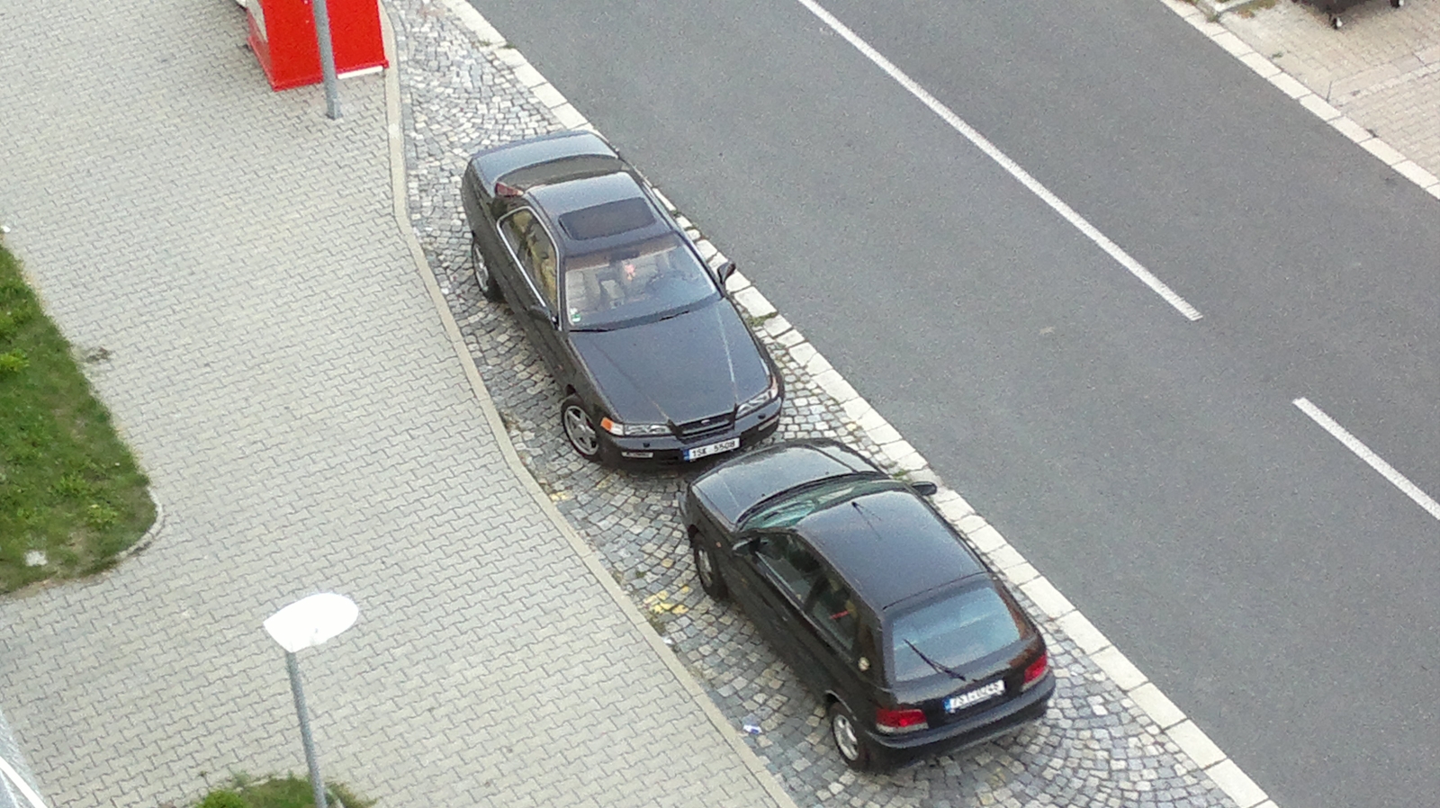 ..jedna balkónová...