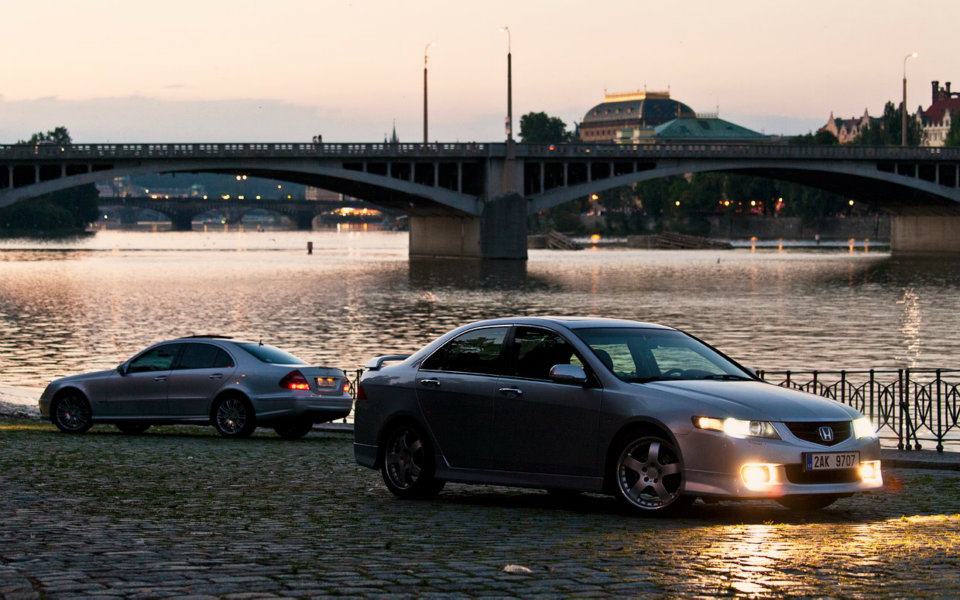 je tu nejak precivicovano =D