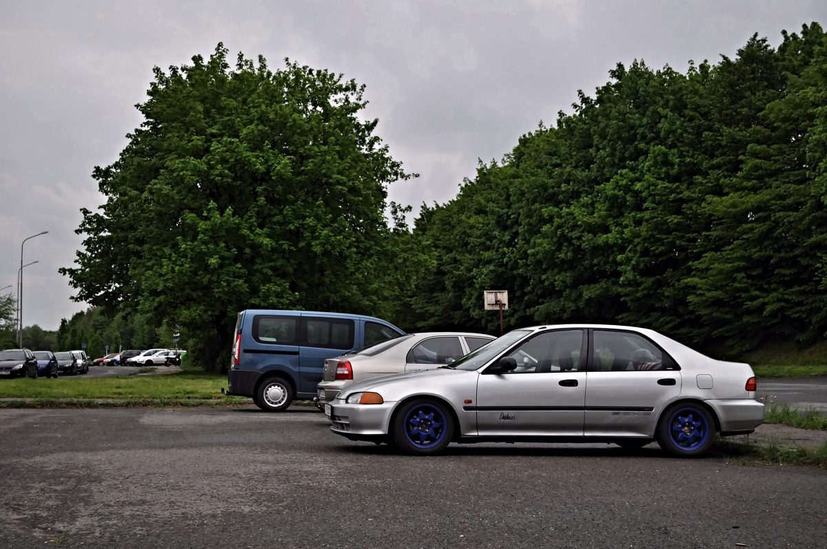 Trošku poníženo...