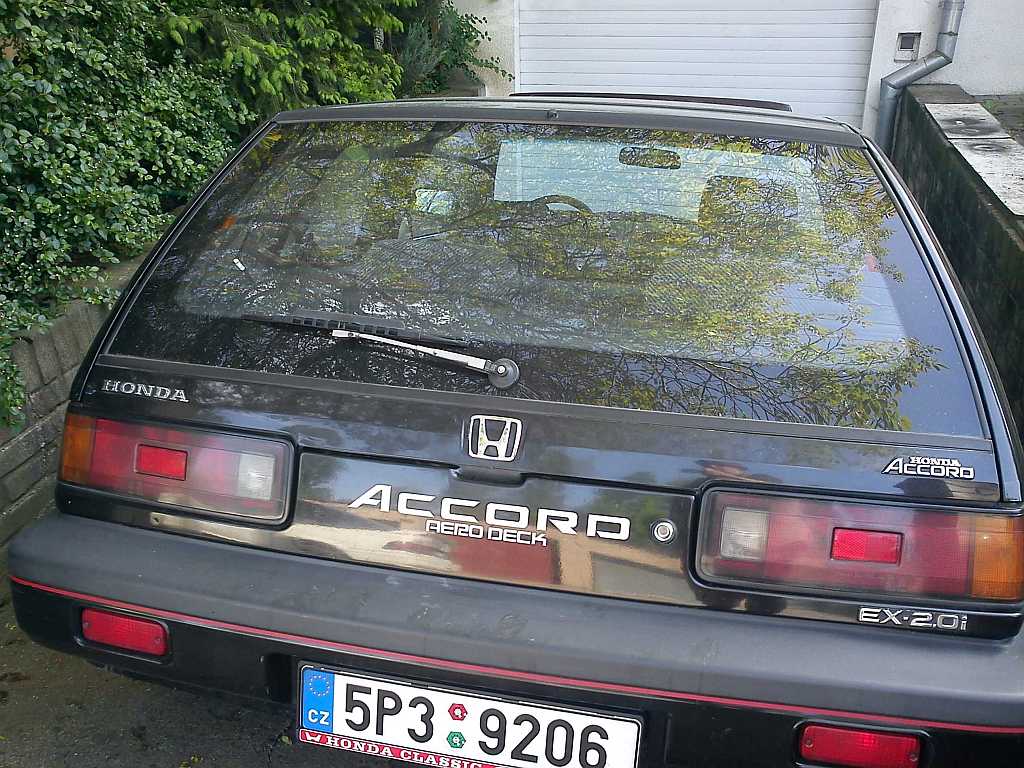 Zadní nálepka - díky, Georgo!