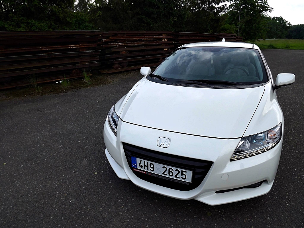 Nováček CR-Z