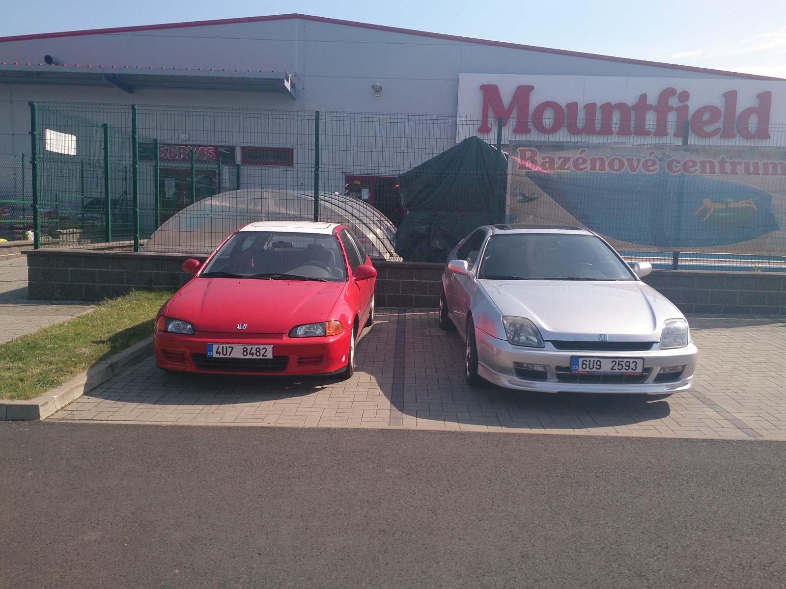 Kamile co to máš na tý střeše???