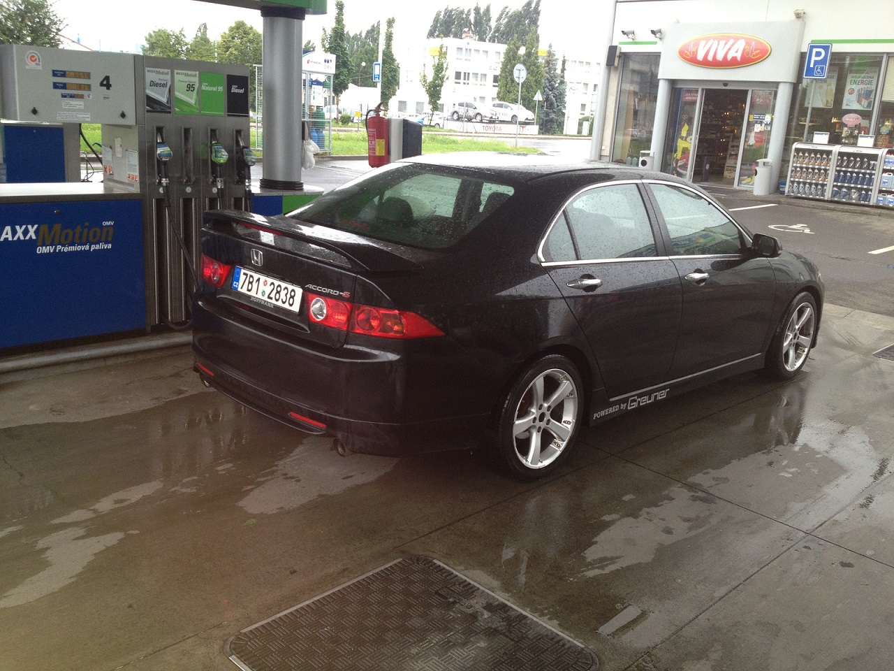 Momentka při tankování