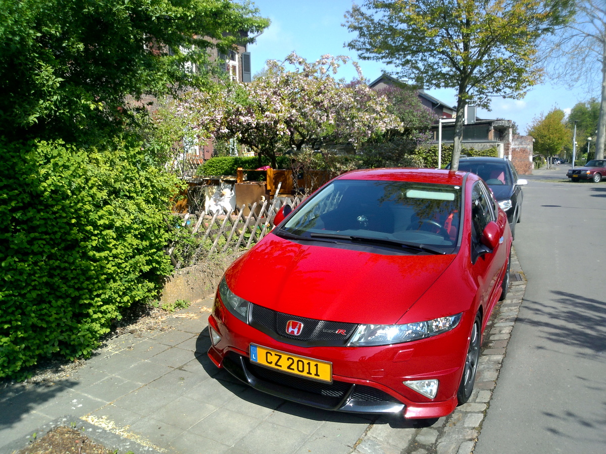 Jedna jarni mobilofka