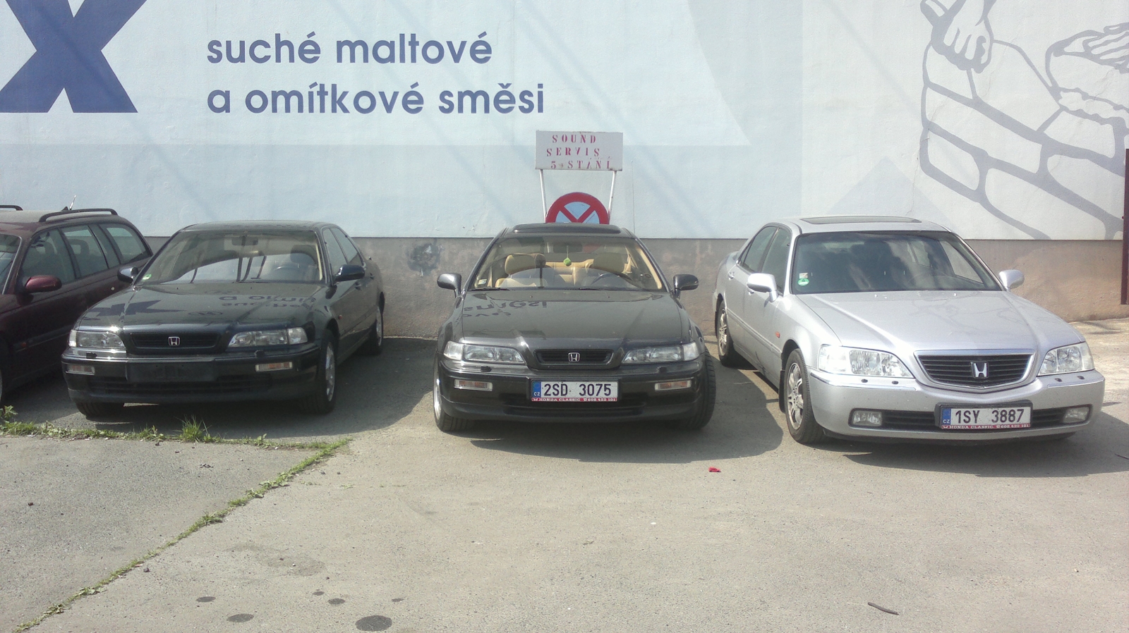 ...potkali se tři...