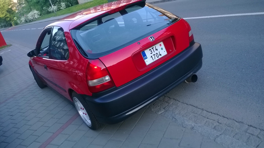 pomalu finisujem, lak a snizit..:)