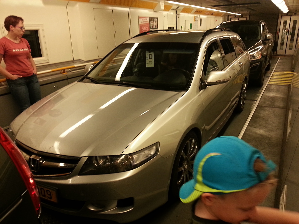 Pod morem, Acco jako ponorka :)