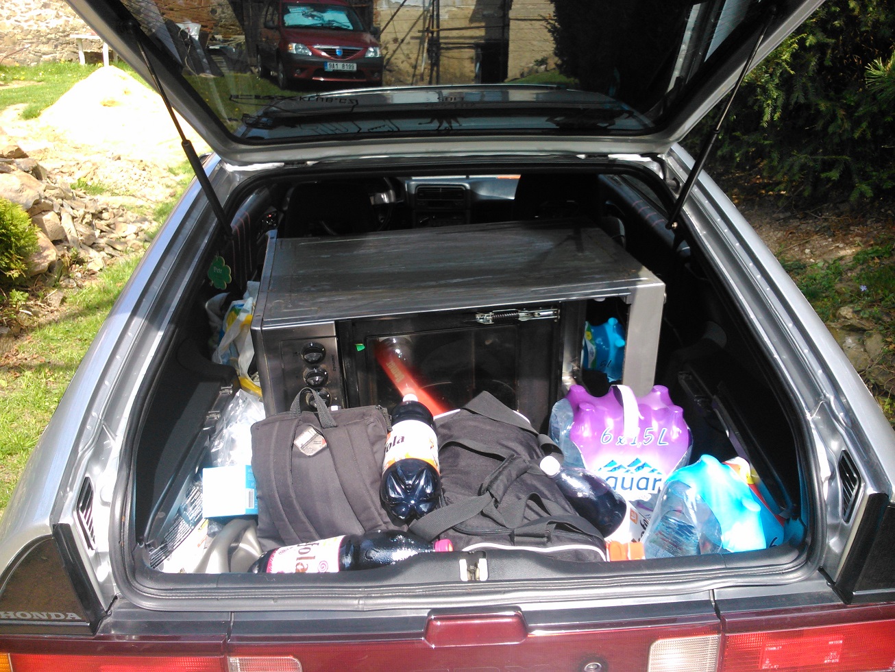 A že športove auta sú neprakticke :-) :-)