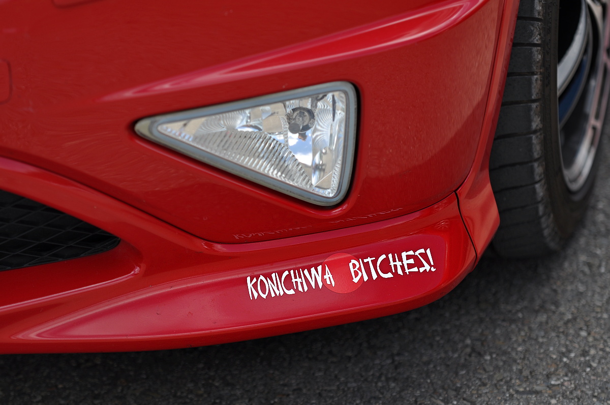 Taky jeden napis na narazniku