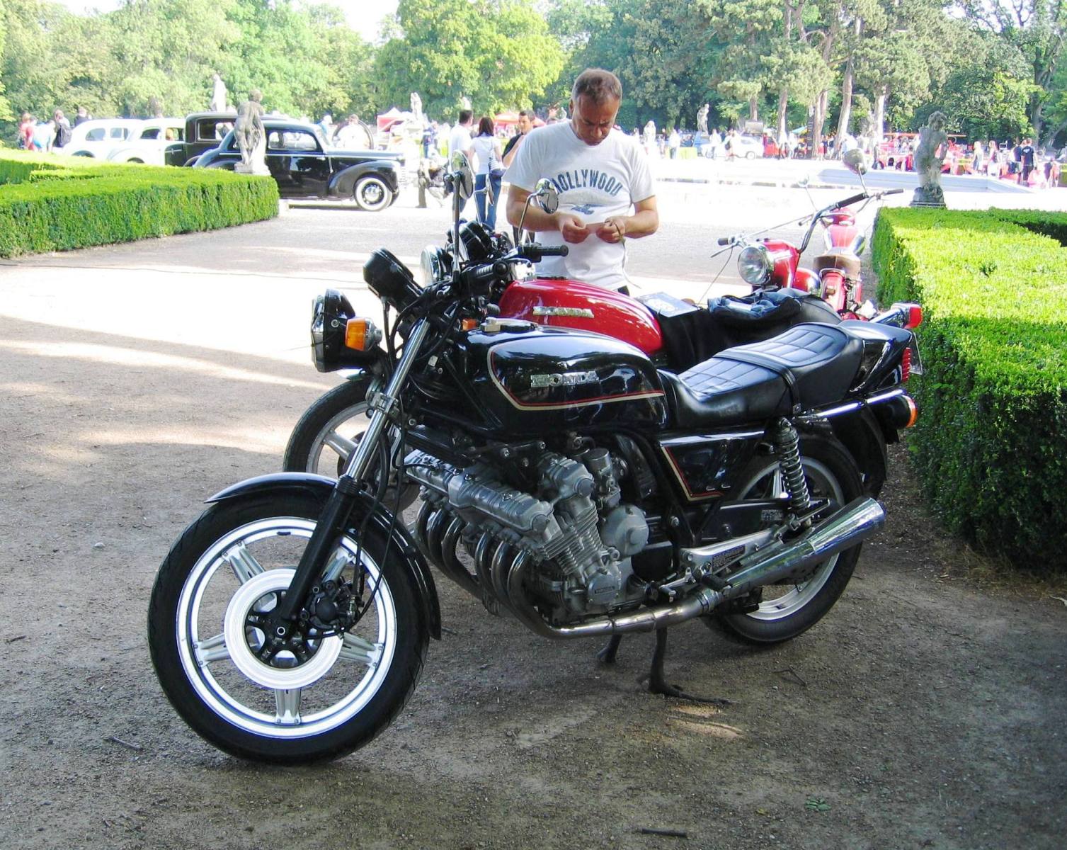 šestihrnek na dvou kolech