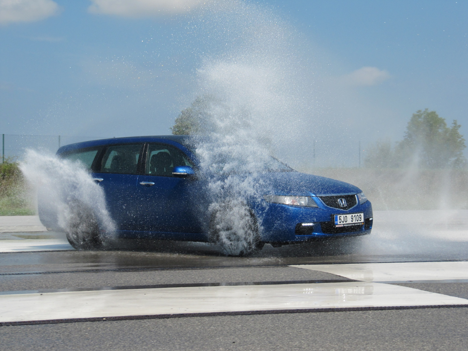 Škola šmyku v Pachfurthe...