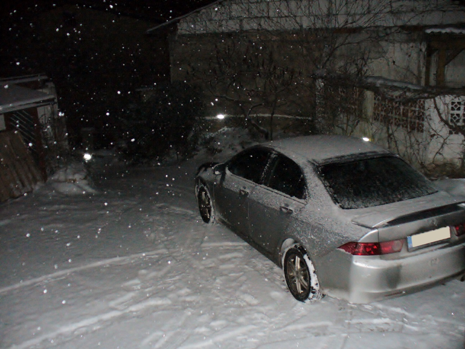 Honda včera