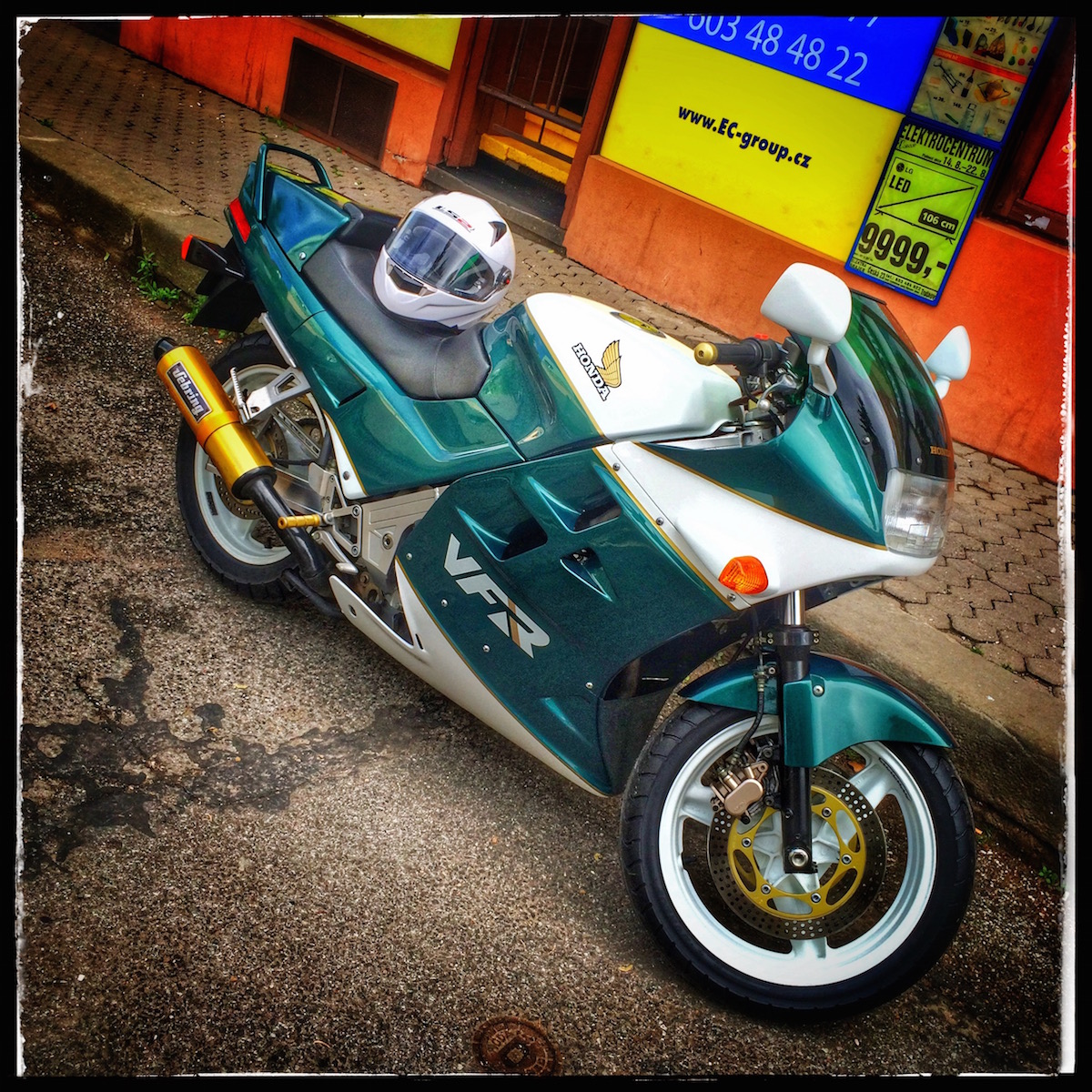 Jo jo, včera to šlo...