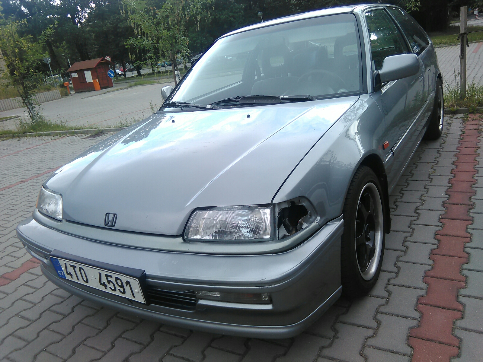 Dneska jsem se tak honil s imprezou...