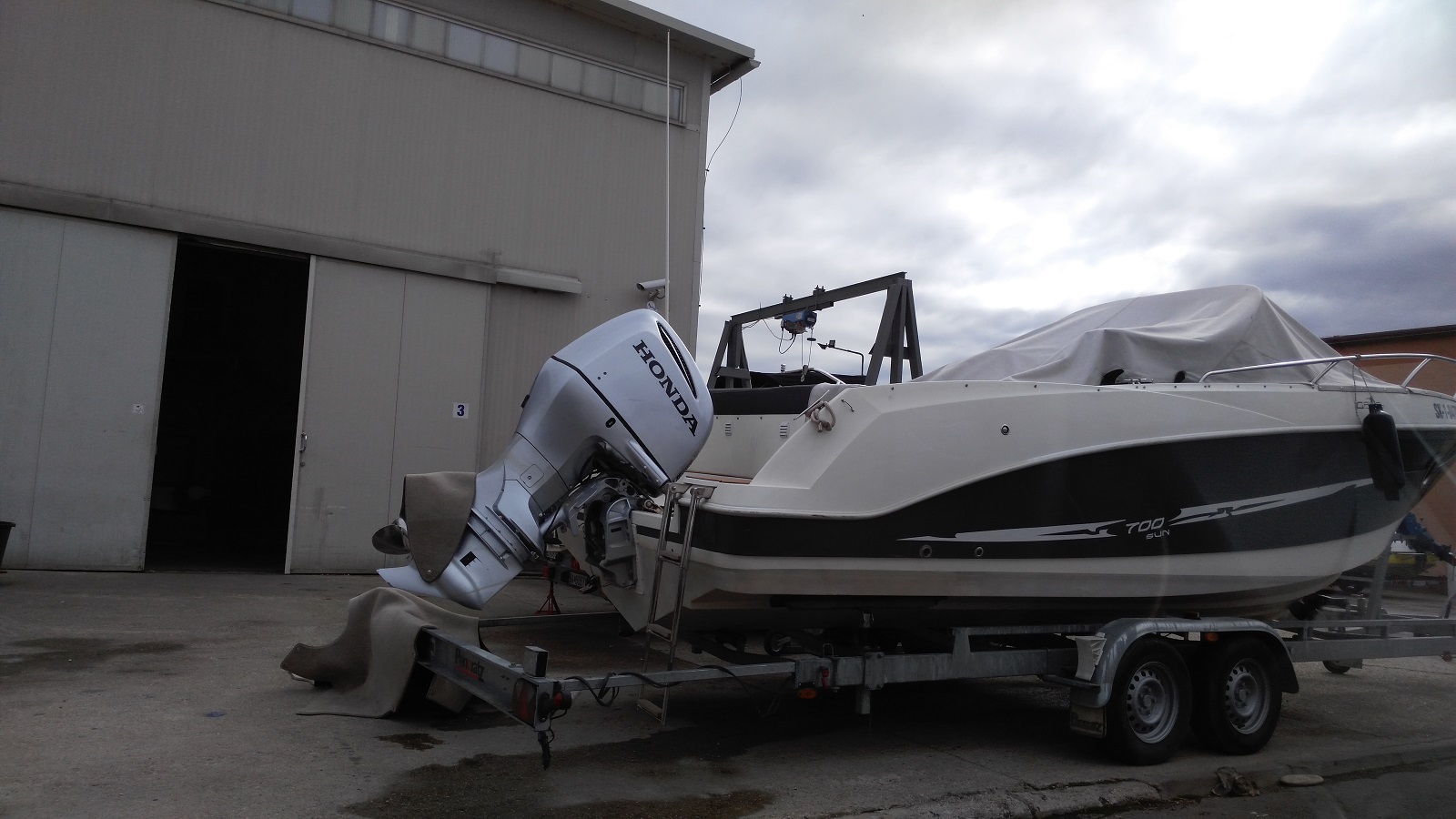 Troška vody neuškodi ....