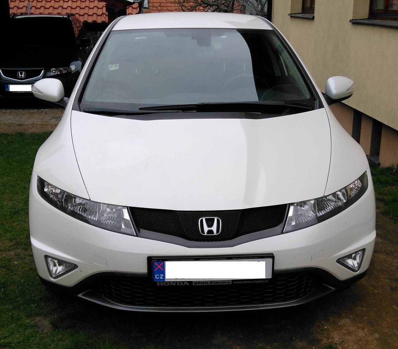 Asi budu muset máknout, aby byl taky pod střechou... :-)