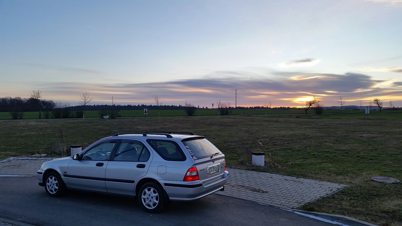 Honda dnes za rozbřesku ...