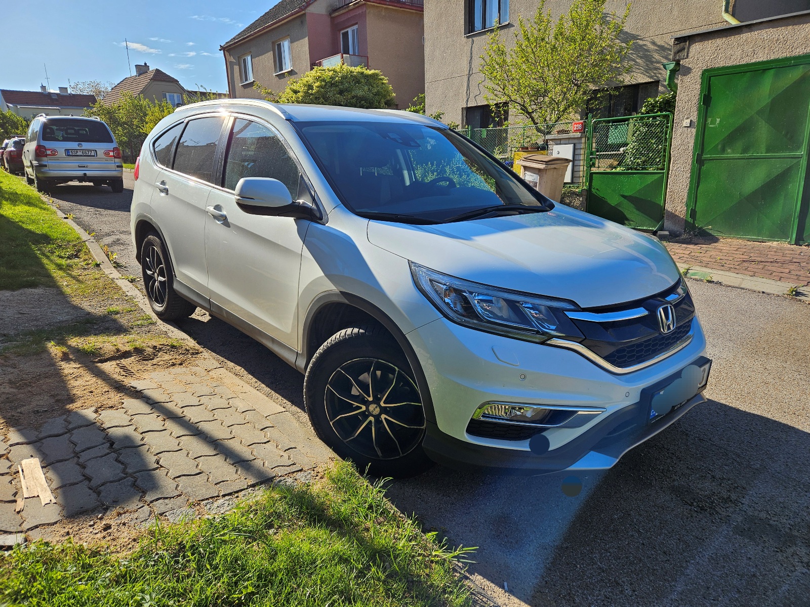 SUV - černá ovce (i když zas bílá) naší rodiny...