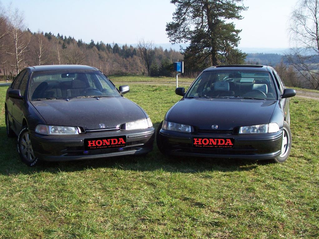 2x Honda Akord